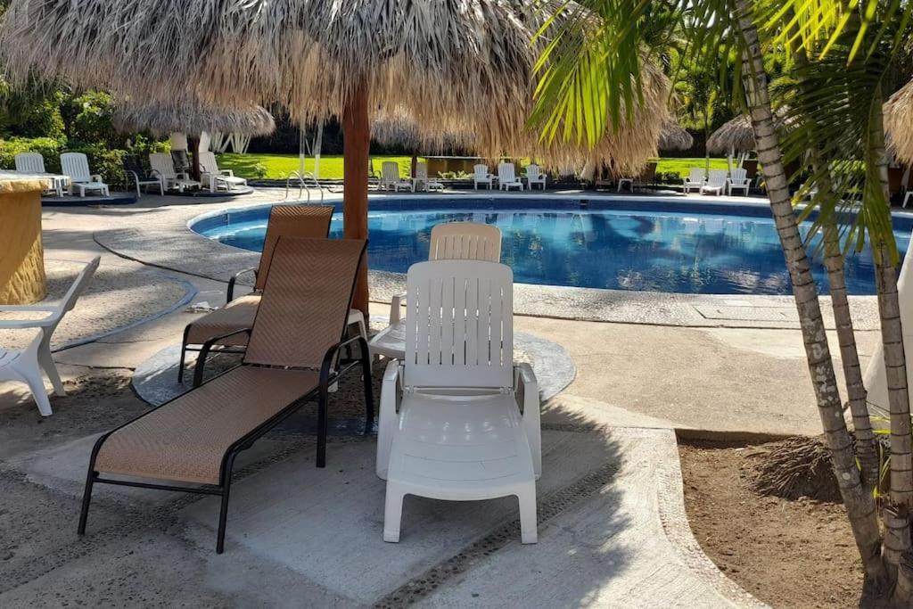 Sol Y Mar. Delfines Apartment Икстапа Екстериор снимка